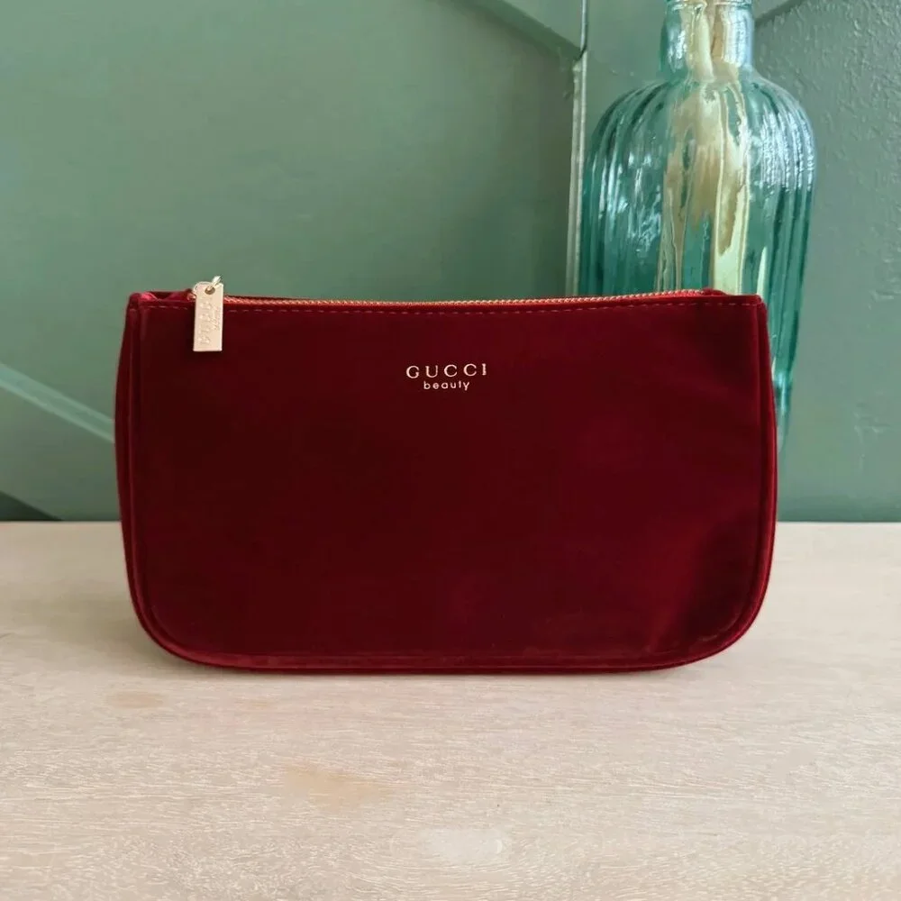 Velvet Gucci Beauty Limited Edition Makeup Bag - Picture 1 of 10